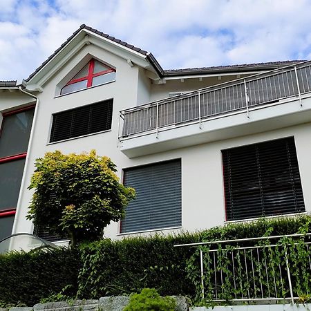 Haus Zur Lilie Hotell Hinwil Exteriör bild