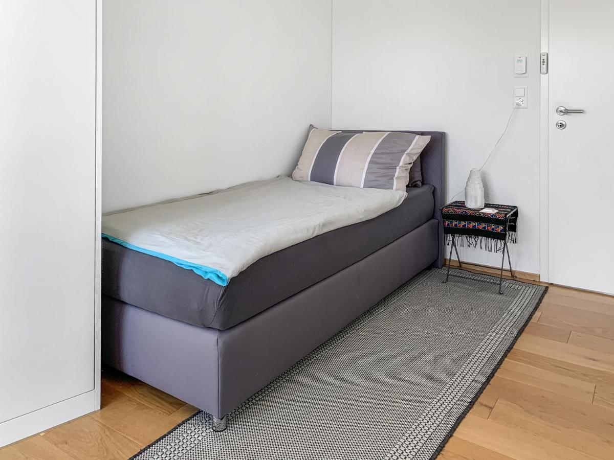 Haus Zur Lilie Hotell Hinwil Exteriör bild